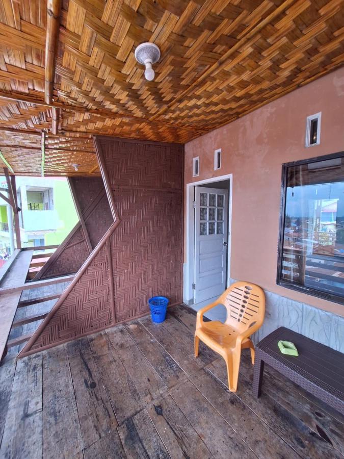 Ron'S Guest House Berastagi Backpacker Rooms ภายนอก รูปภาพ