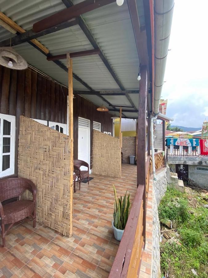 Ron'S Guest House Berastagi Backpacker Rooms ภายนอก รูปภาพ