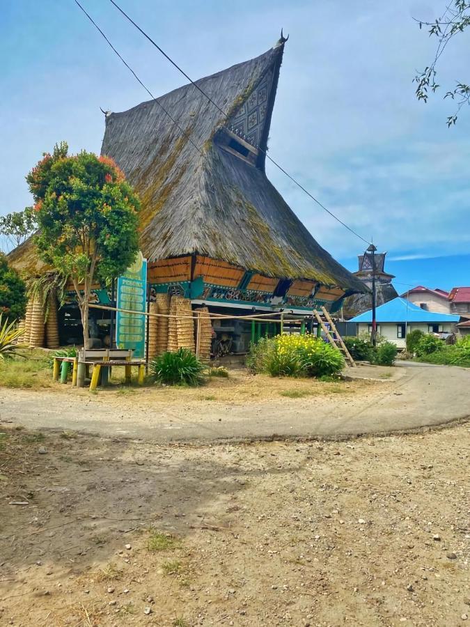 Ron'S Guest House Berastagi Backpacker Rooms ภายนอก รูปภาพ